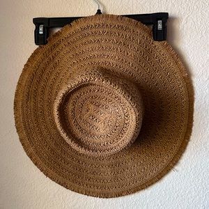 Abercrombie & Fitch sun hat